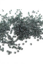 Koyu Yeşil 5 mm Piramit Akrilik Boncuk Aksesuar Takı Malzemesi (25 Gram)