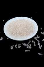Krem Şeffaf 4 mm Dünya Akrilik Boncuk Aksesuar Takı Malzemesi (25 Gram)