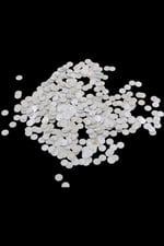 Mat Gümüş 8 mm Yandan Delikli Plastik Pul Payet 30 Gr (Tülbent, Oya, Havlu Malzemesi)