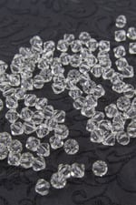 Şeffaf 8 mm Piramit Akrilik Boncuk Aksesuar (25 Gram)
