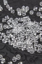 Şeffaf 8 mm Piramit Akrilik Boncuk Aksesuar (25 Gram)