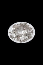Yandan 8mm Delikli Gümüş Pul Payet (30 Gr 175 Adet)