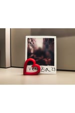 Kalp Tasarımlı Polaroid Fotoğraf Tutucu & Dekoratif Fotoğraf Standı - Çok Renkli