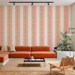 Kırık Beyaz Zeminde Mercan Kırmızısı Geometrik Çiçekli Dikey Şeritler Modern Poster Duvar Kağıdı