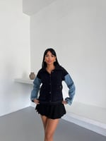 Denim Kol Detaylı Kontrast Ceket – Güçlü Stil, Net Duruş - Siyah