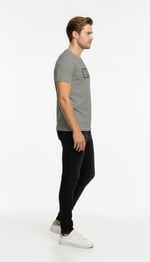 Erkek Minimal Logo Detaylı Modern Günlük T-Shirt