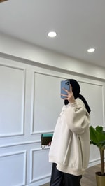Bej - Polo Yaka Sweatshirt