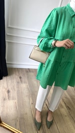 Benetton  - Fırfırlı Gofre Gömlek 