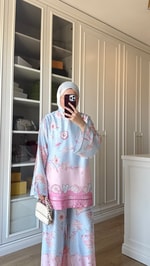 Desenli Saten Takım Mavi