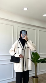 Fiyonk Detaylı Hırka - Ekru