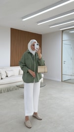 Kely Çiçek Detaylı Ceket Çağla