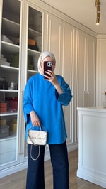 Kolları Yırtmaçlı Sweatshirt Mavi