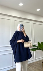 Lacivert Yarasa Kollu Sweatshirt