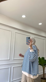 Mavi - Oversize Çizgili Sweatshirt
