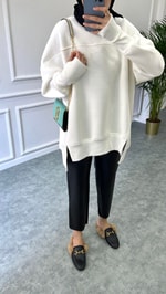 Parmak Geçirmeli Sweatshirt Beyaz