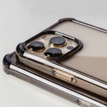 Apple iPhone 13 Kılıf Anti-Mikrobiyal Şok Önleyicili Şeffaf Lisanslı Switcheasy Alos Kapak