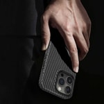 Apple iPhone 14 Plus Kılıf ​​​​​Wiwu Karbon Fiber Görünümlü M-safe Wireless Şarj Özellikli Kabon Kapak