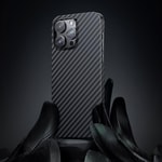 Apple iPhone 14 Pro Max Kılıf M-safe Özellikli Karbon Fiber Benks Essential Kevlar Kapak