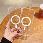 Apple iPhone 15 Kamera Korumalı M-Safe Şarj Özellikli Şeffaf Zore London Sert PC Kapak