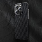 Apple iPhone 15 Plus Kılıf M-safe Özellikli Karbon Fiber Benks Essential ArmorAir 600D Kevlar Kapak