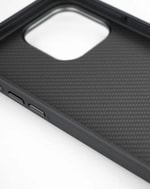Apple iPhone 15 Pro Kılıf M-safe Şarj Özellikli Karbon Fiber Görünümlü Zore Troy Kapak