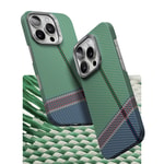 Apple iPhone 15 Pro Kılıf M-safe Şarj Özellikli Karbon Fiber Tasarımlı Benks Passion Green ArmorAir Kevlar Kapak