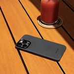 Apple iPhone 15 Pro Max Kılıf M-safe Şarj Özellikli 600D Aramid Fiber Pitaka Ultra-Slim Classic Serisi Black-Grey Twill Kapak
