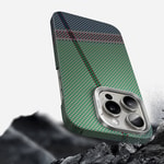 Apple iPhone 15 Pro Max Kılıf M-safe Şarj Özellikli Karbon Fiber Tasarımlı Benks Passion Green ArmorAir Kevlar Kapak