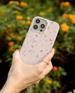 Apple iPhone 15 Pro Max Kılıf Mini Çayır Çiçekleri Desenli Coehl Prairie Kapak