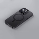 Apple iPhone 16 Pro Kılıf M-safe Şarj Özellikli Benks Lucid Armor Kapak