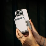 Apple iPhone 16 Pro Kılıf M-safe Şarj Özellikli Deri Görünümlü Native Union 2024 Active Serisi Kapak