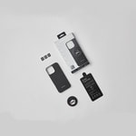 Apple iPhone 16 Pro Max Kılıf M-safe Şarj Özellikli Grip 3 Standlı 600D Aramid Fiber Pitaka Ultra-Slim Classic Serisi Black-Grey Twill Kapak