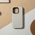 Apple iPhone 16 Pro Max Kılıf M-safe Şarj Özellikli Deri Görünümlü Native Union 2024 Active Serisi Kapak