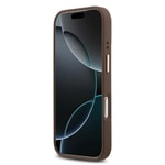 Apple iPhone 17 Pro Kılıf Guess Orjinal Lisanslı M-safe Şarj Özellikli Gold Metal Kamera Çerçeveli PU Deri 4G Desenli Yazı Logolu Kapak