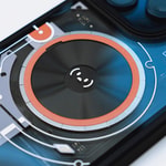 iPhone 15 Pro Kılıf Özelleştirilebilir 3 Fonksiyonlu Bluetooth Bağlantılı Bitmo Lab Bangcase Akıllı M-safe Kapak