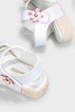Çiçekli Cırtlı Rahat Beyaz Çocuk Sandalet 2455 Çocuk Sandalet Beınsteps Beinsteps 2455 Bebe 22Y