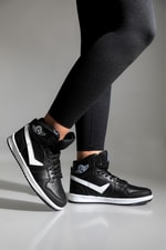 Günlük Siyah Beyaz Unisex Spor Ayakkabı 8070 Unisex Günlük Spor Ayakkabı Lambırlent LAMBIRLENT 8070 UNİSEX BASKET
