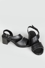 Günlük Topuklu Siyah Kadın Sandalet 648 Kadın Düz Sandalet Pretty Pretty 648 Sandalet 23Y