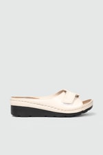 Jelli Ortopedik Bej Kadın Terlik 703 Kadın Ortopedik Terlik Avox AVOX 703 ZEN JELLİ CIRTLI