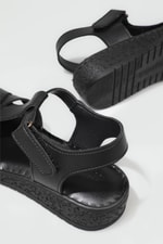 Ortopedik Taban Rahat Cırtlı Siyah Kadın Sandalet MM-E015 Kadın Düz Sandalet Cıtyzen Cityzen MM-E015 Sandalet 22Y
