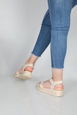 Rahat Taban Düz Bej Kadın Sandalet S-22205 Kadın Düz Sandalet Carla Bella Carla Bella S-22205 22Y