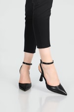 Sivri Burun 7 Cm Kadeh Topuklu Stiletto Siyah Kadın Ayakkabı Ç-002 Kadın Stiletto Carla Bella My Bella Ç-002 22Y