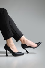 Yarı Şeffaf Sivri Burun 9 CM Topuklu Siyah Kadın Ayakkabı CM-054 Kadın Yüksek Topuklu Carla Bella My Bella CM-054 Şeffaf 23Y