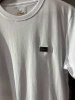 BMN METAL LOGOLU BEYAZ ERKEK T SHIRT