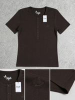 BYM KADIN KOYU KAHVE ÖNÜ DÜĞMELİ TSHIRT