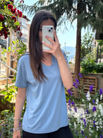 BYMN V YAKA MODAL KUMAŞ KADIN AÇIK MAVİ T SHIRT