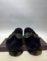 KUTULU SİYAH PELUŞ BABET