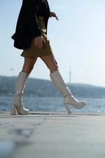 Elensa Model Platform Topuklu Uzun Çizme Bej
