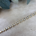 14K Altın Kaplama Dikdörtgen Üçgen Detaylı Taşlı Bileklik (17+2 cm)