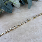 14K Altın Kaplama Dikdörtgen Üçgen Detaylı Taşlı Bileklik (17+2 cm)